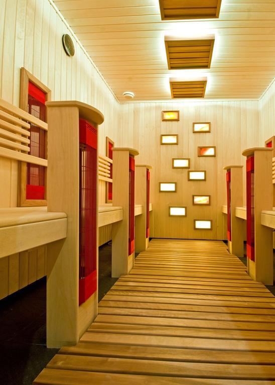 Martfu Hotel Thermal Spa Luaran gambar